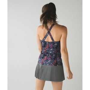 EUC LULULEMON Kanto Catch Me Tank Windy Blooms Regal Plum Size 6